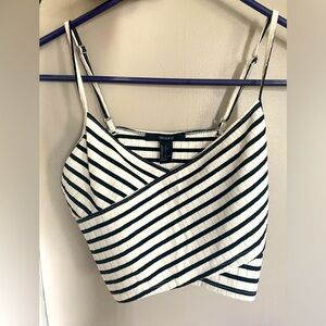 Crop Top. Black and white.